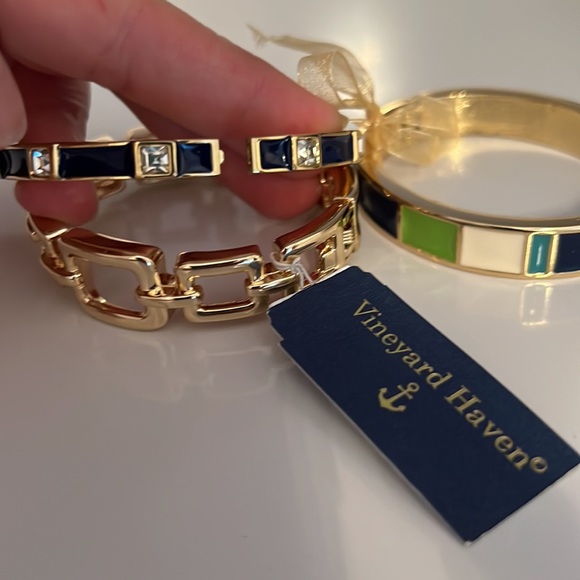 VINEYARD HAVEN Trio Hinged Bracelet set NWT - Picture 4 of 4
